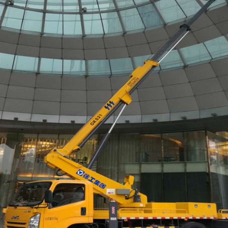 四会附近高空作业车租赁｜安全设备租赁｜高空安装|工程定制化方案｜亿立达设备租赁